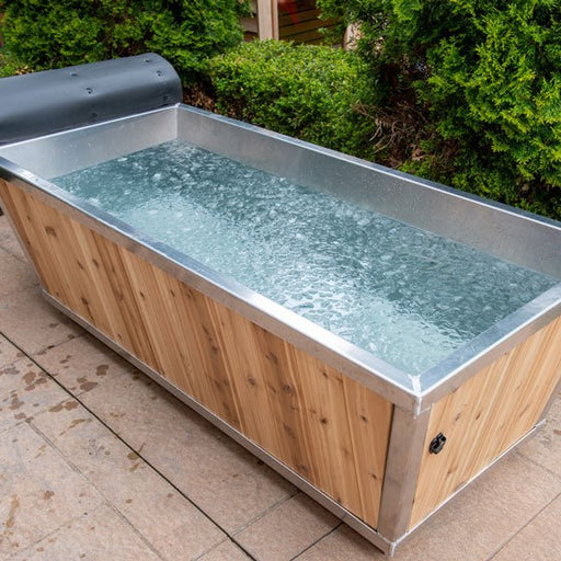 The Polar Plunge Tub - Dundalk LeisureCraft